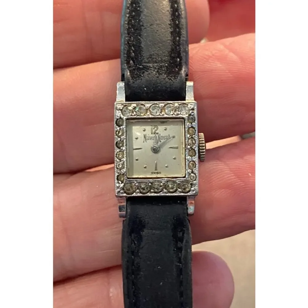 VTG Women's 16mm Silver Tone Neiman and Marcus Watch by Pedre